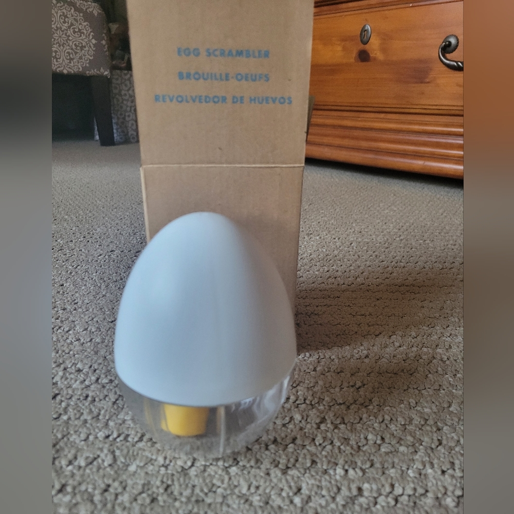 Avon egg Scrambler New in Box